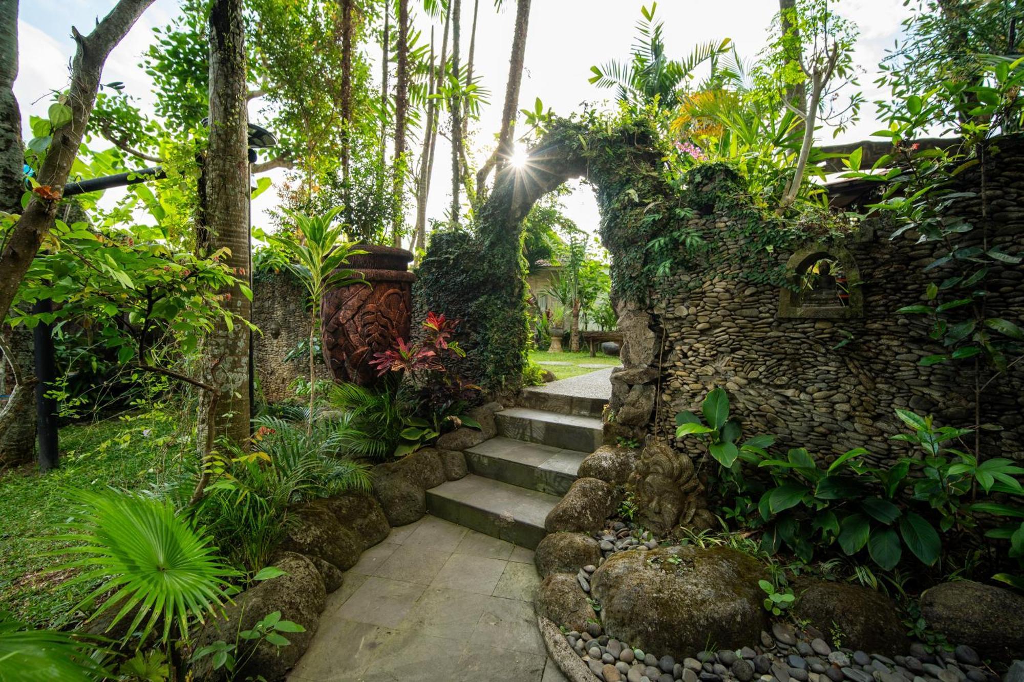 Kubu Sari Ubud Buitenkant foto