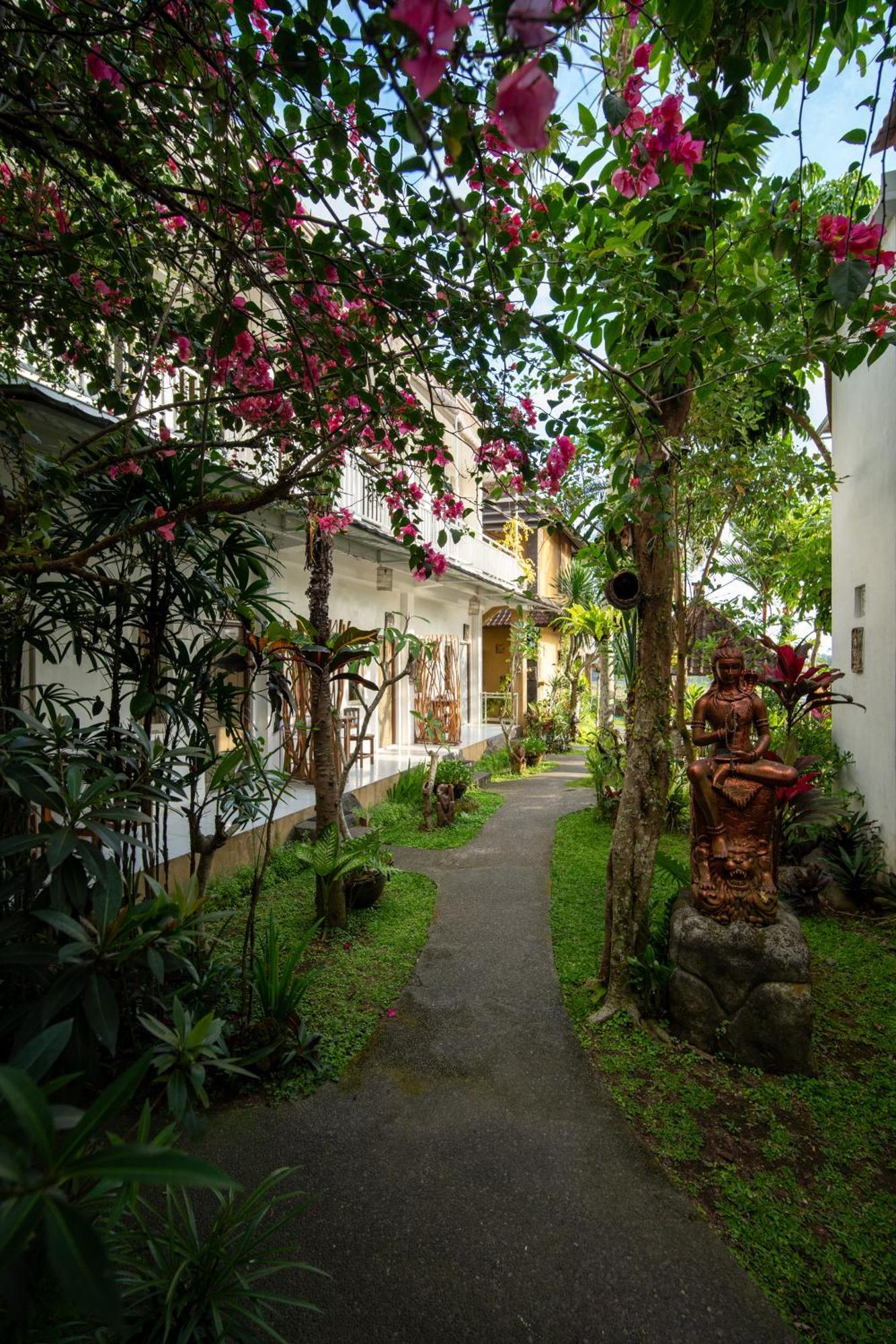 Kubu Sari Ubud Buitenkant foto