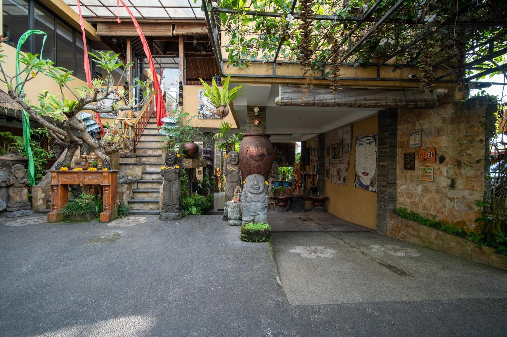 Kubu Sari Ubud Buitenkant foto